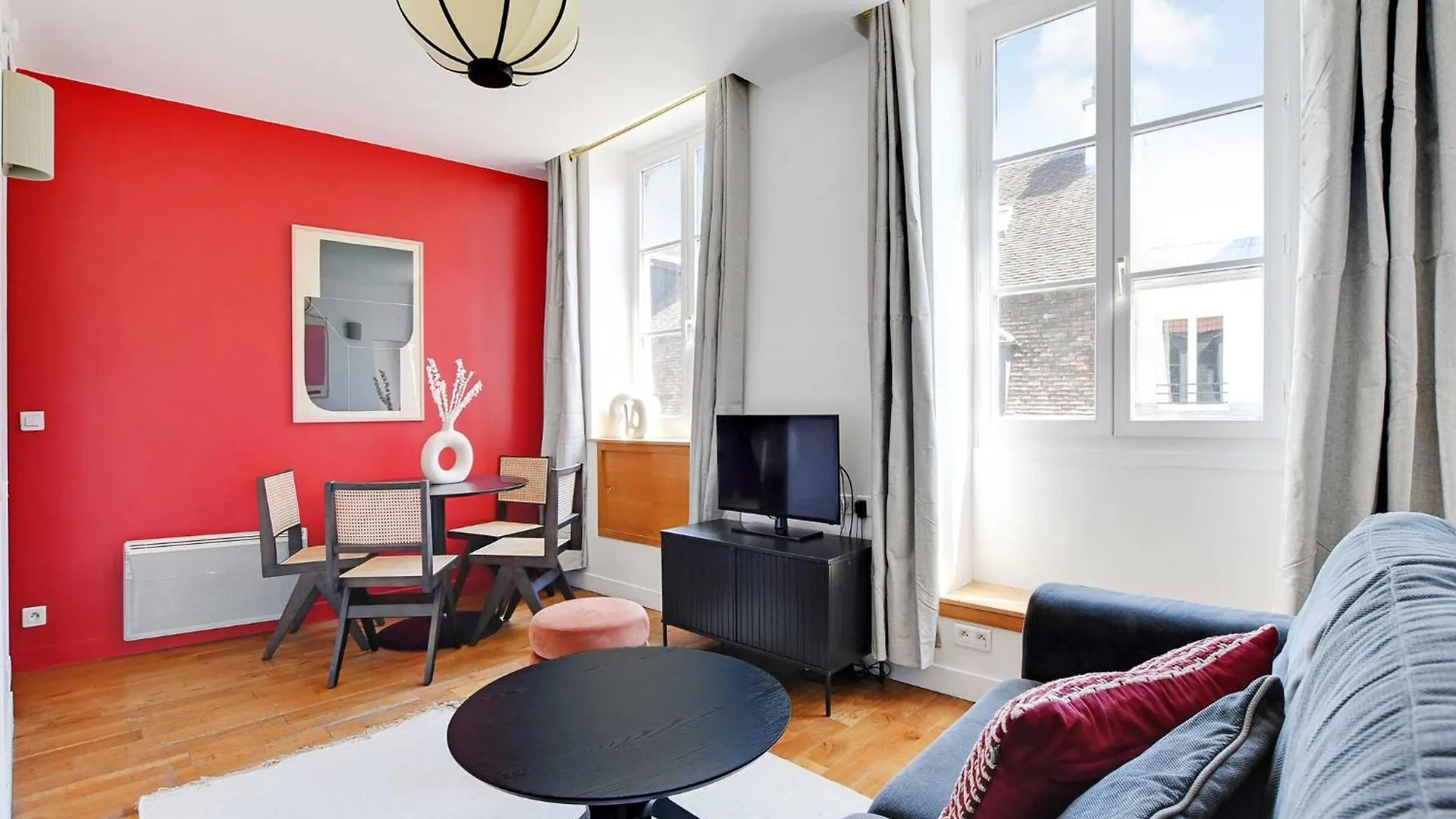 Apartman Spacious Duplex - 2Br 6P - Le Marais Párizs Franciaország